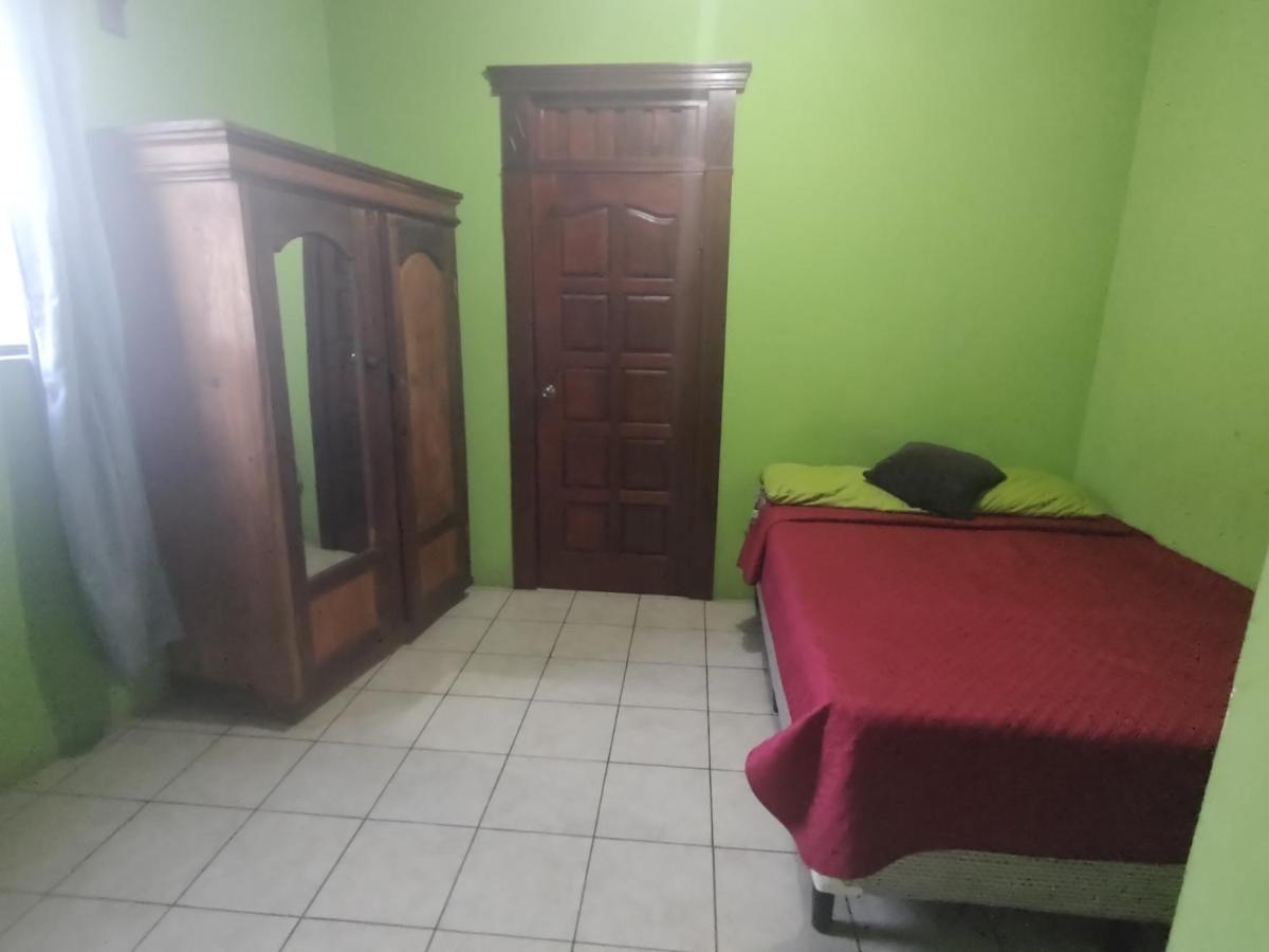 Hosteria Del Centro Santiago Atitlán Buitenkant foto