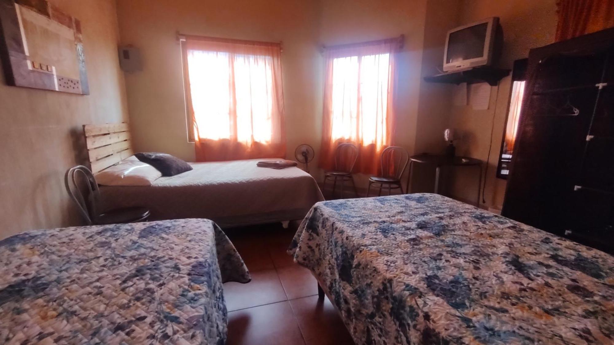 Hosteria Del Centro Santiago Atitlán Buitenkant foto