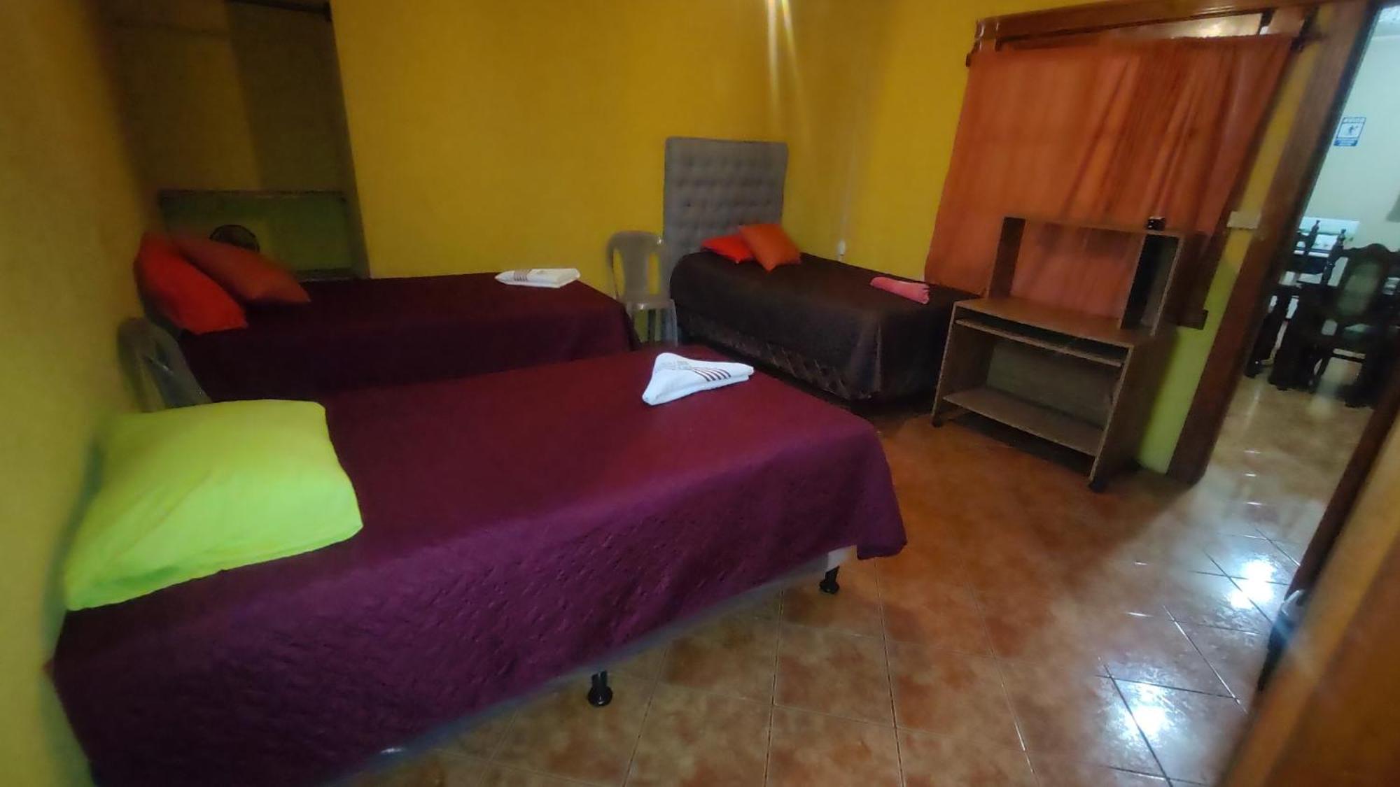 Hosteria Del Centro Santiago Atitlán Buitenkant foto