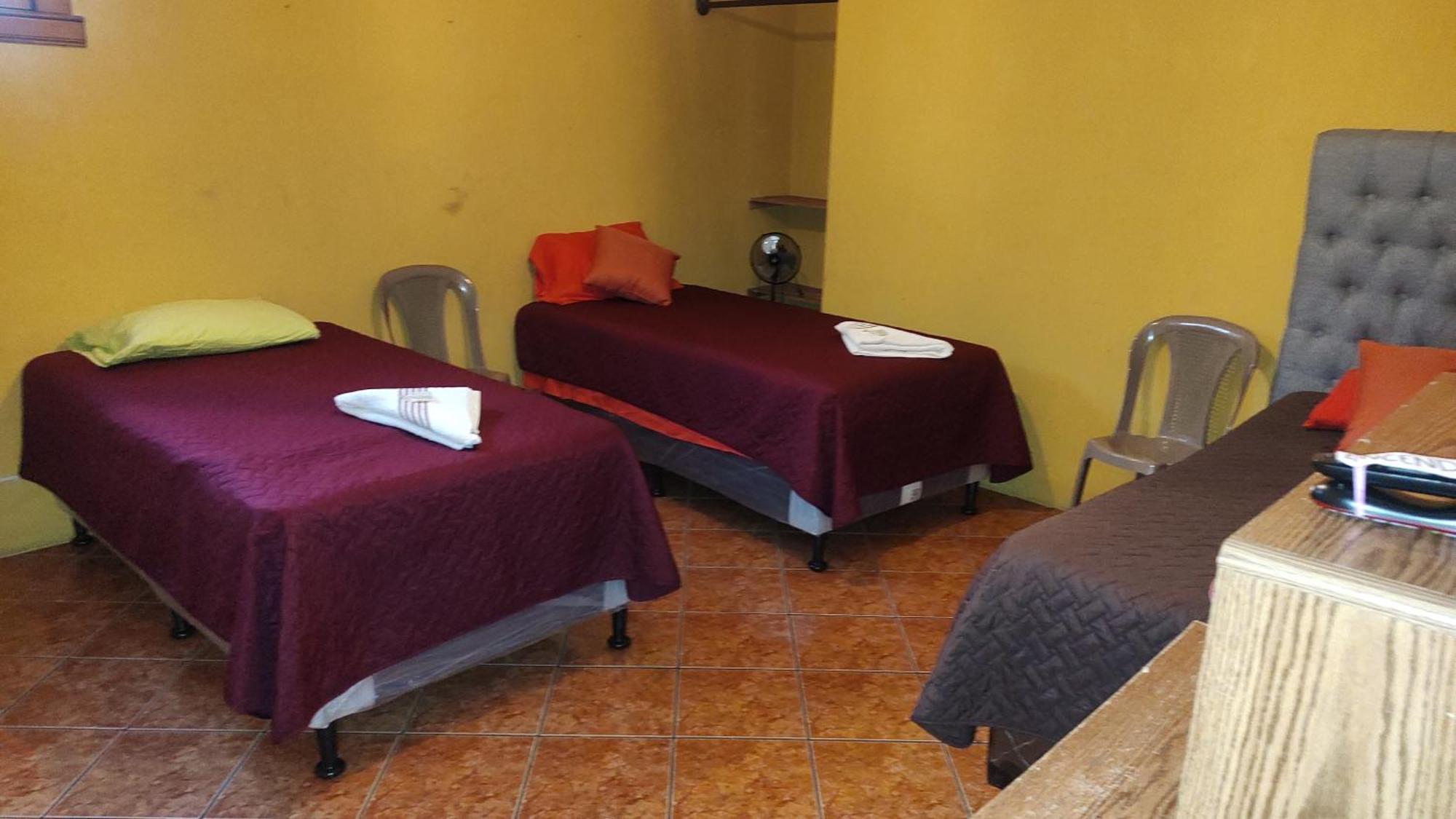 Hosteria Del Centro Santiago Atitlán Buitenkant foto